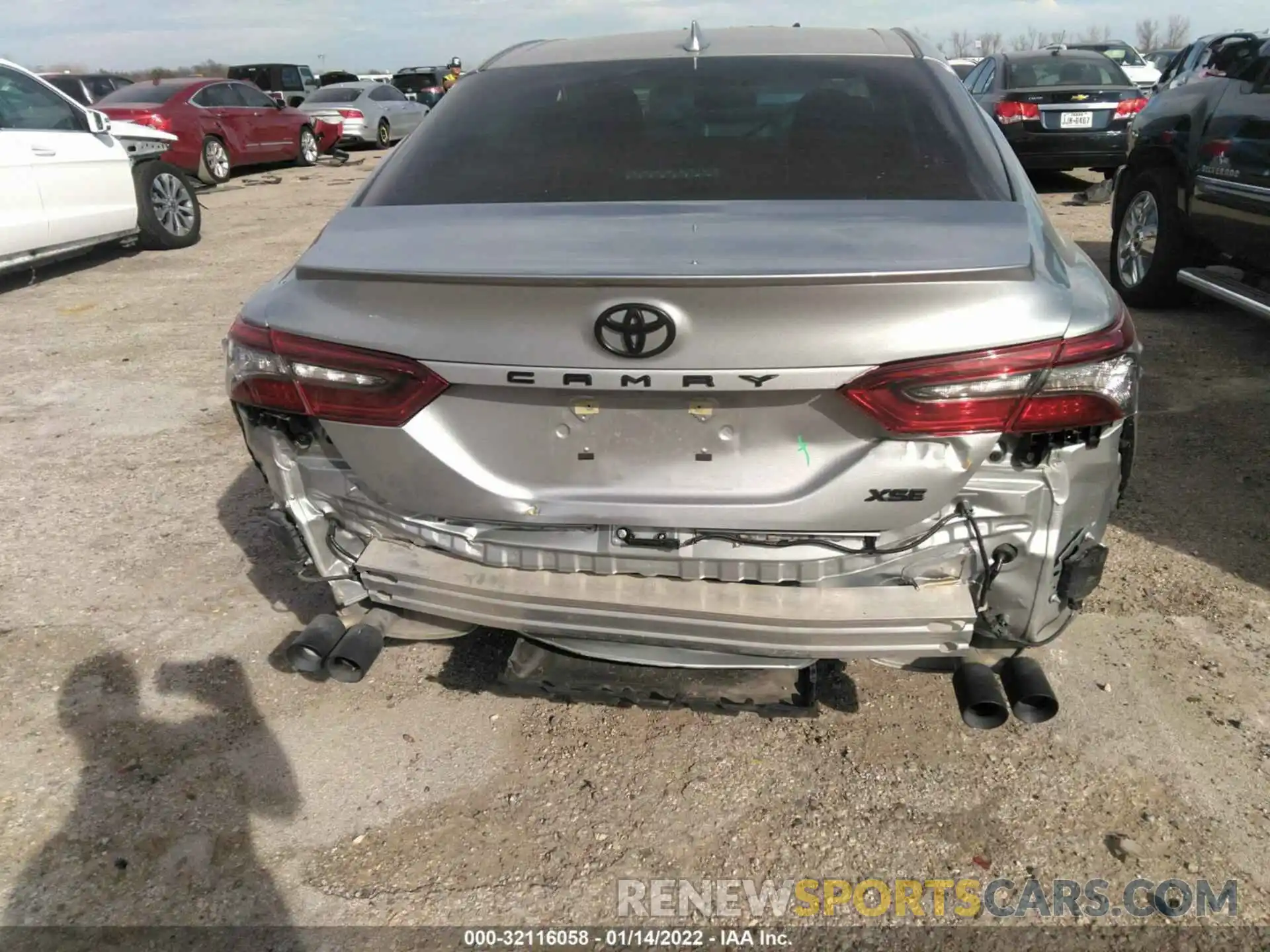 6 Photograph of a damaged car 4T1K61AK3MU421914 TOYOTA CAMRY 2021