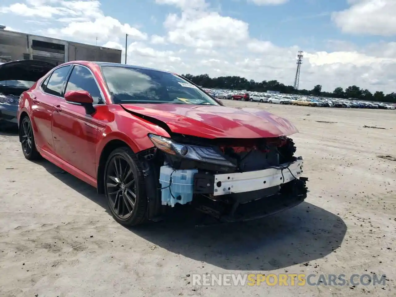 1 Photograph of a damaged car 4T1K61AK3MU461734 TOYOTA CAMRY 2021