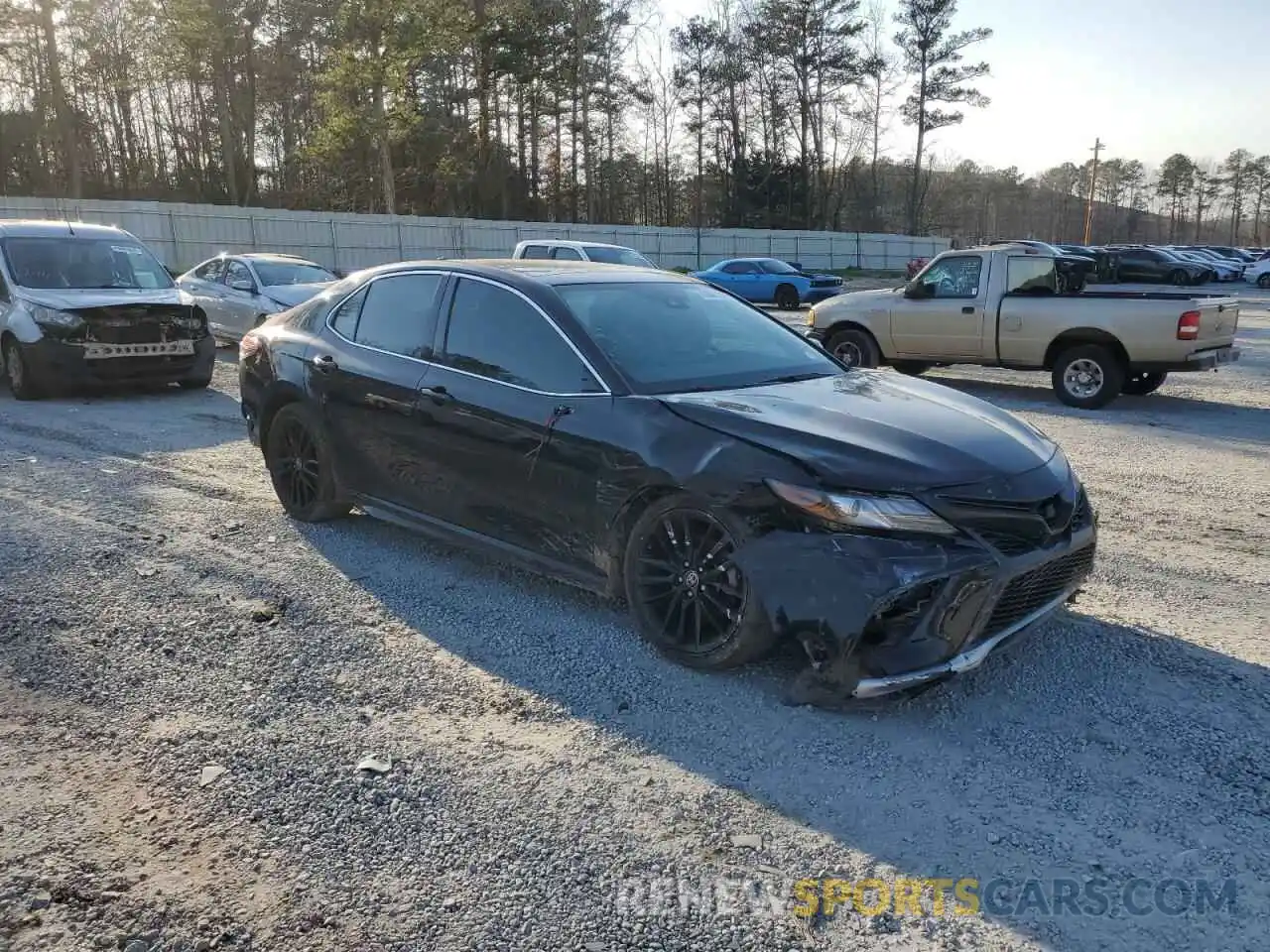 4 Photograph of a damaged car 4T1K61AK3MU464049 TOYOTA CAMRY 2021