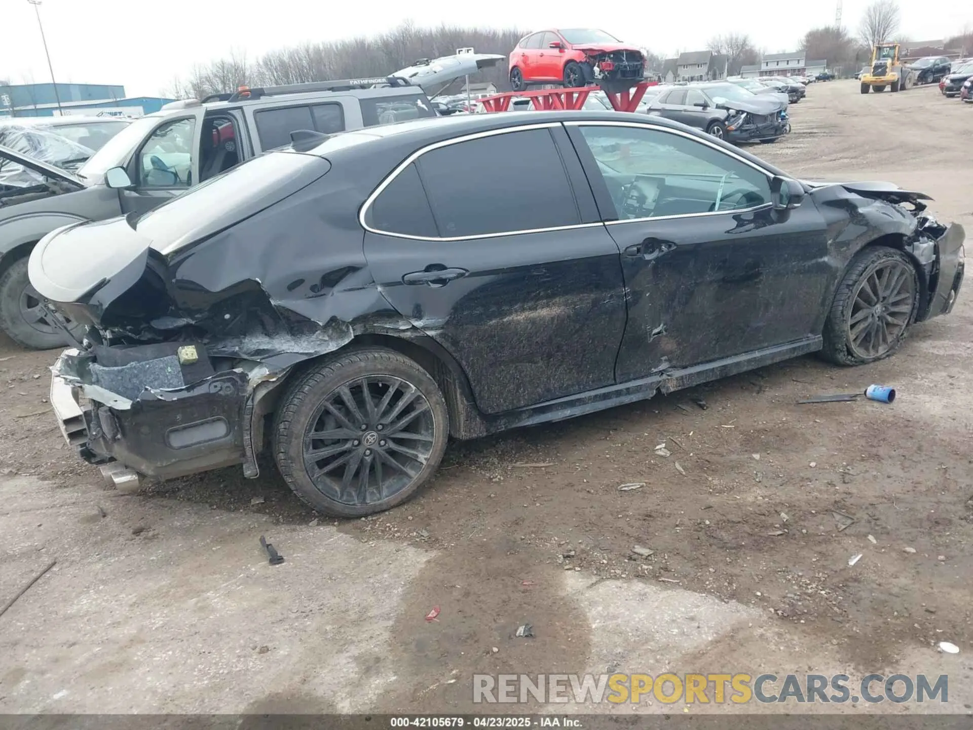 4 Photograph of a damaged car 4T1K61AK3MU467498 TOYOTA CAMRY 2021