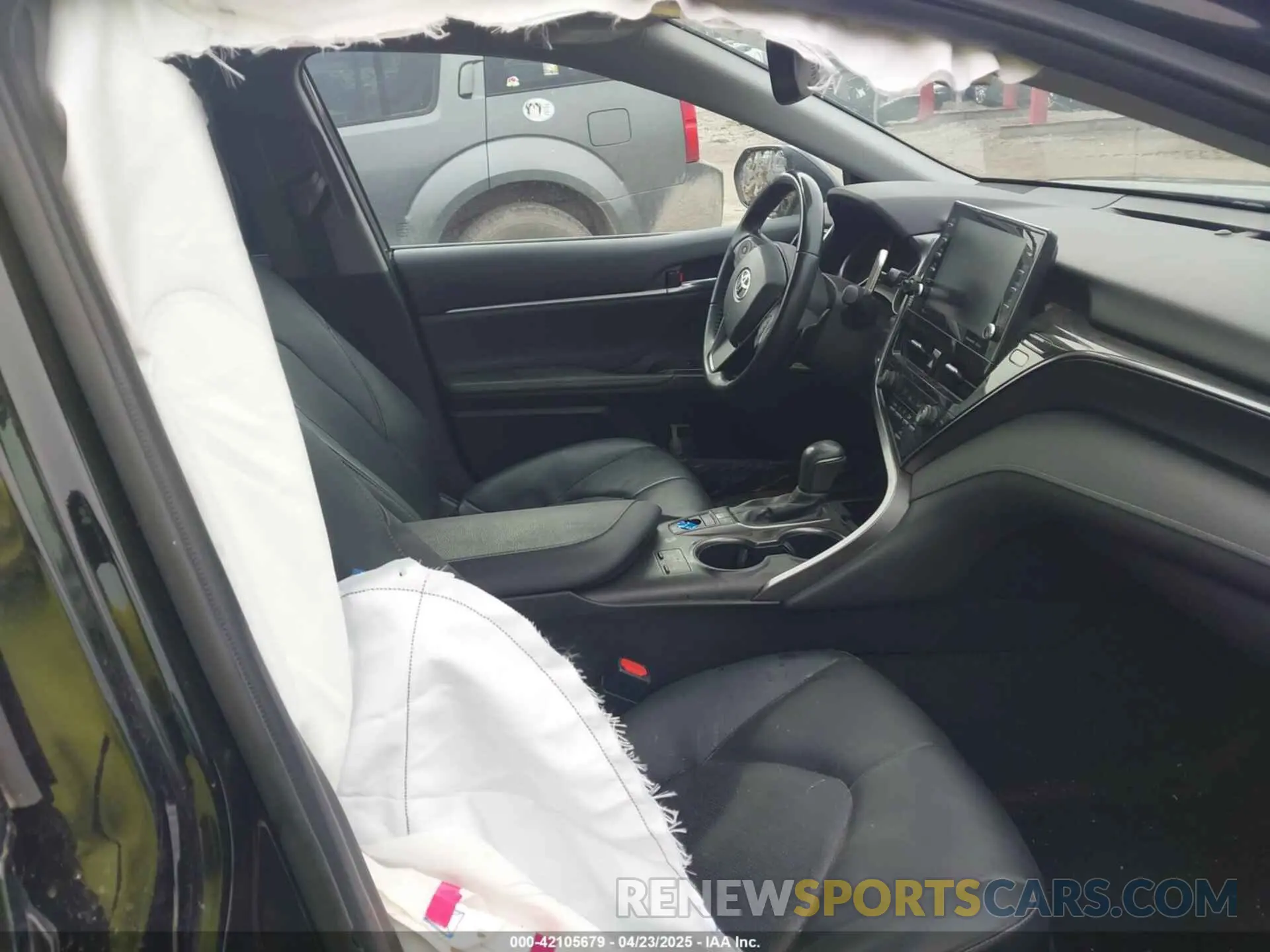 5 Photograph of a damaged car 4T1K61AK3MU467498 TOYOTA CAMRY 2021