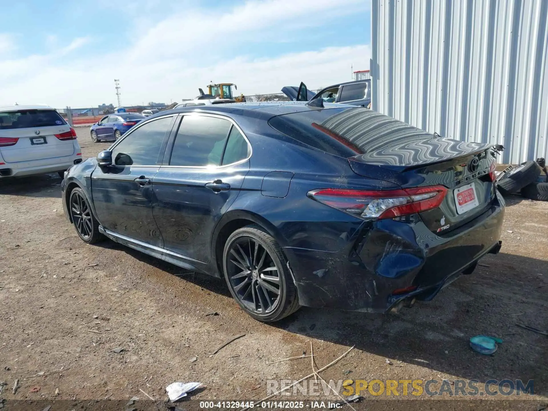 3 Photograph of a damaged car 4T1K61AK3MU478615 TOYOTA CAMRY 2021