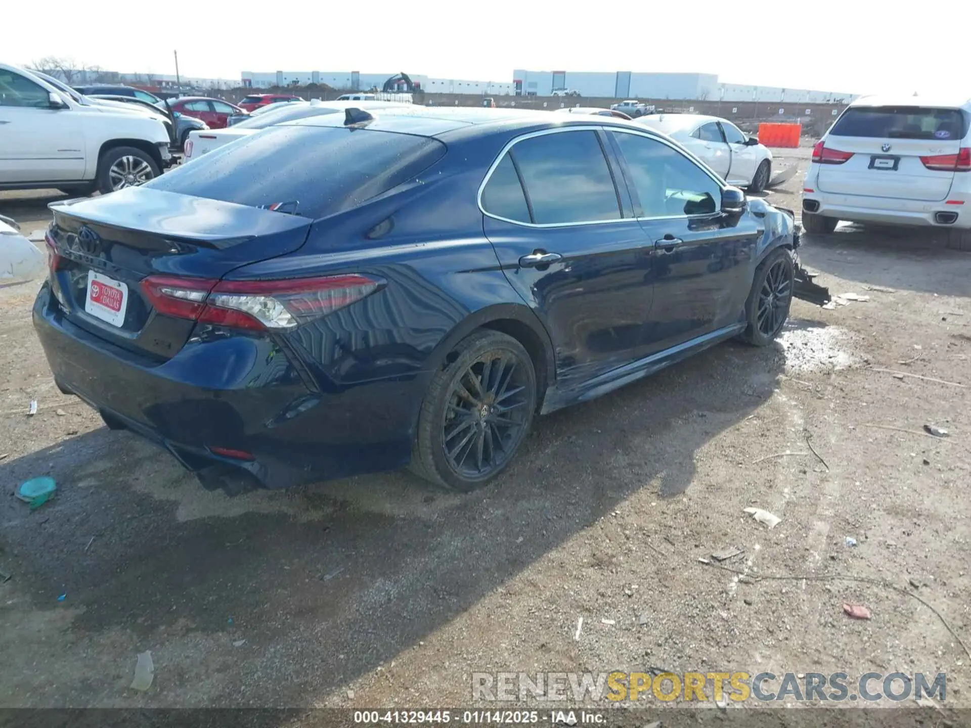 4 Photograph of a damaged car 4T1K61AK3MU478615 TOYOTA CAMRY 2021