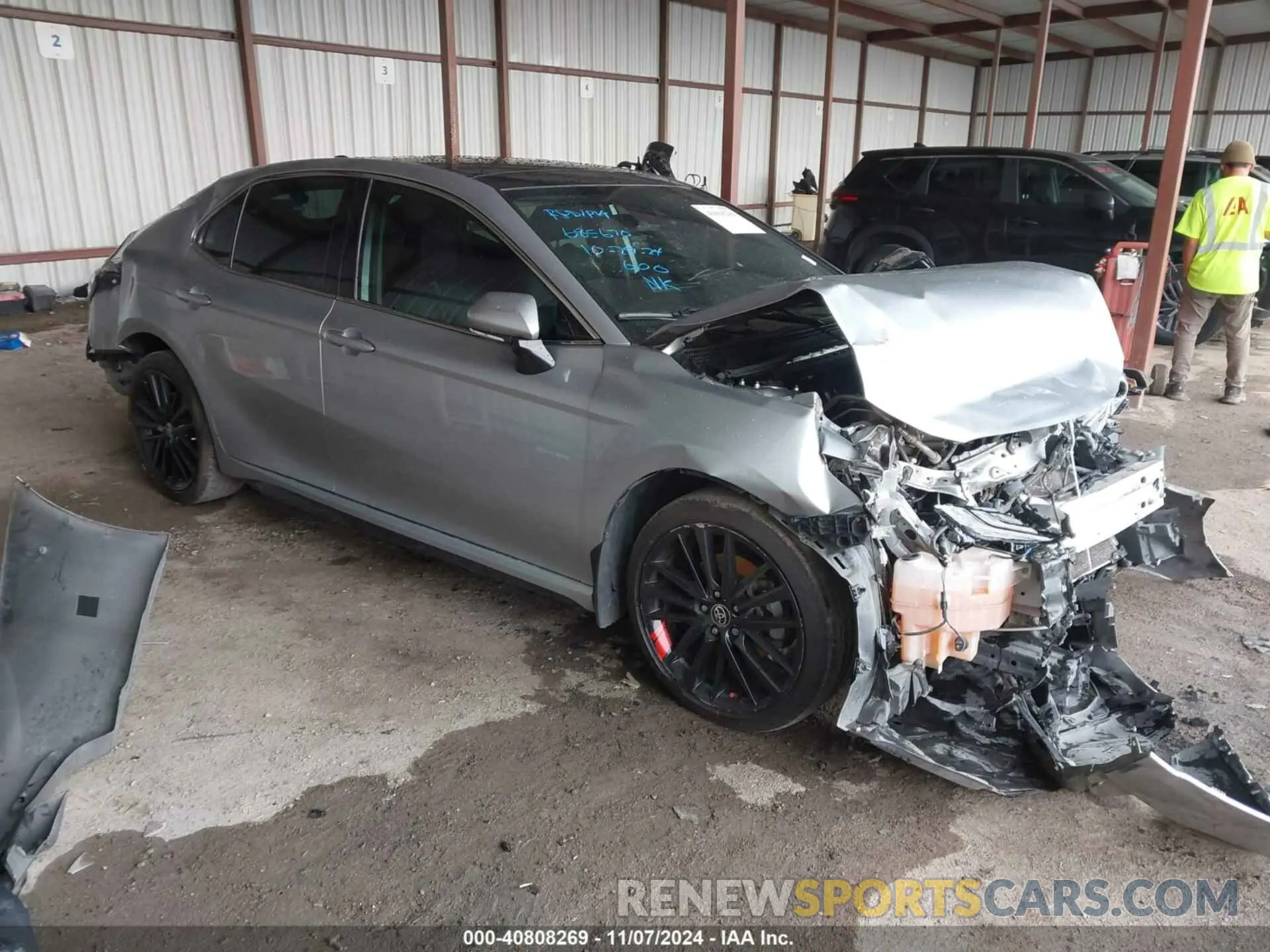 1 Photograph of a damaged car 4T1K61AK3MU526467 TOYOTA CAMRY 2021