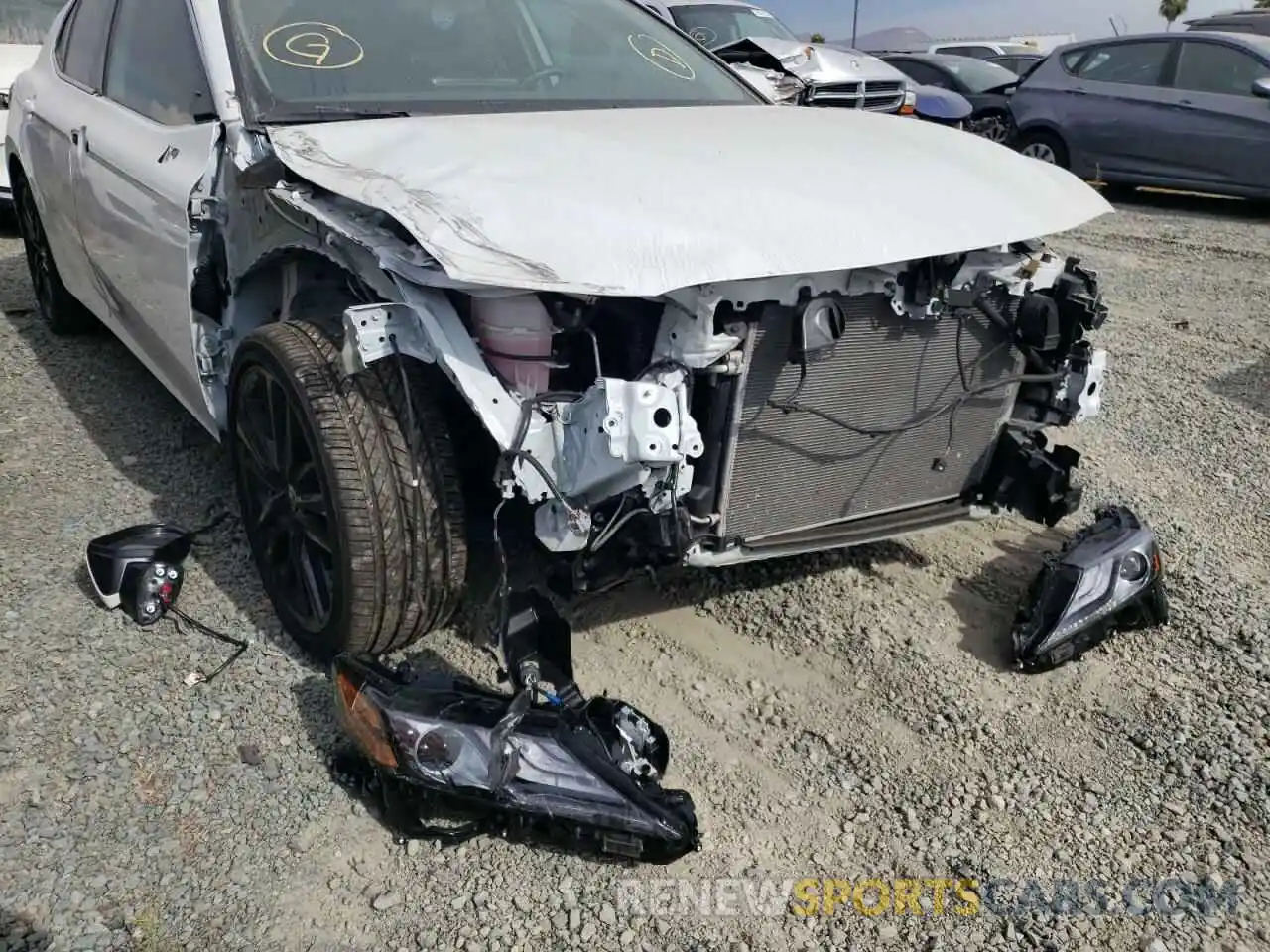 9 Photograph of a damaged car 4T1K61AK3MU554141 TOYOTA CAMRY 2021