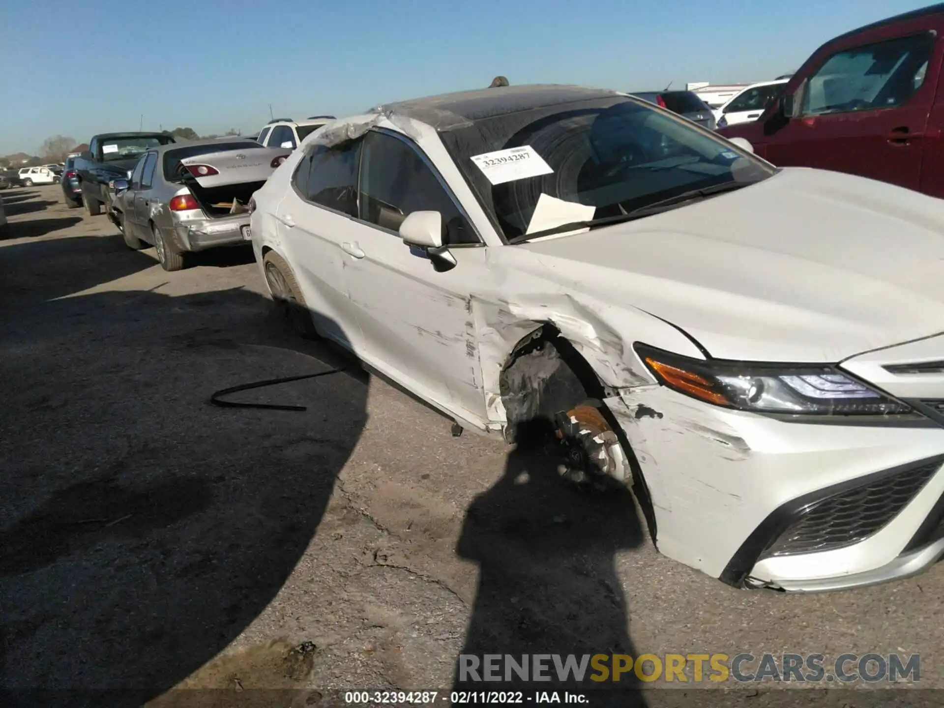 6 Photograph of a damaged car 4T1K61AK3MU598611 TOYOTA CAMRY 2021