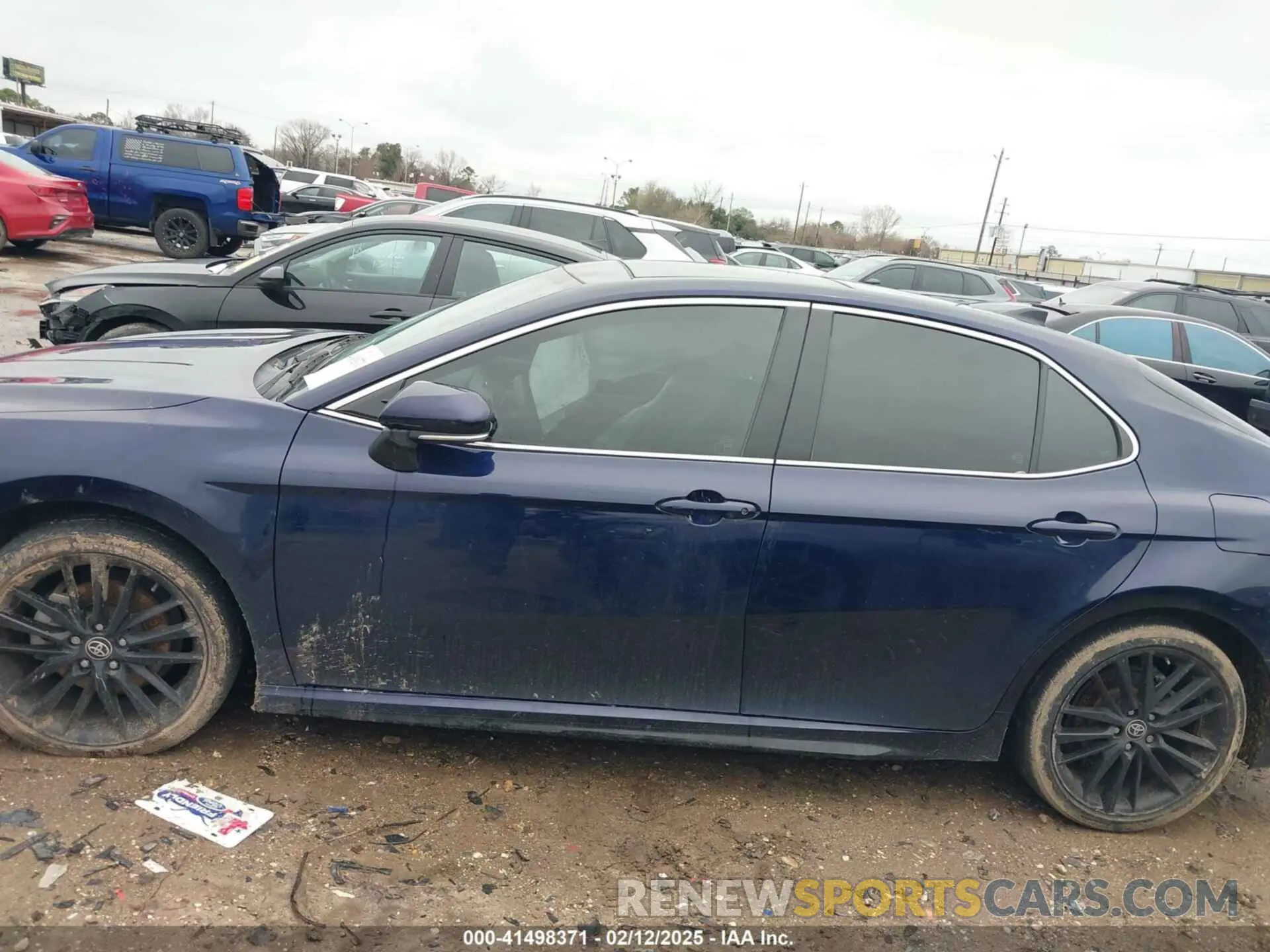 15 Photograph of a damaged car 4T1K61AK3MU604777 TOYOTA CAMRY 2021