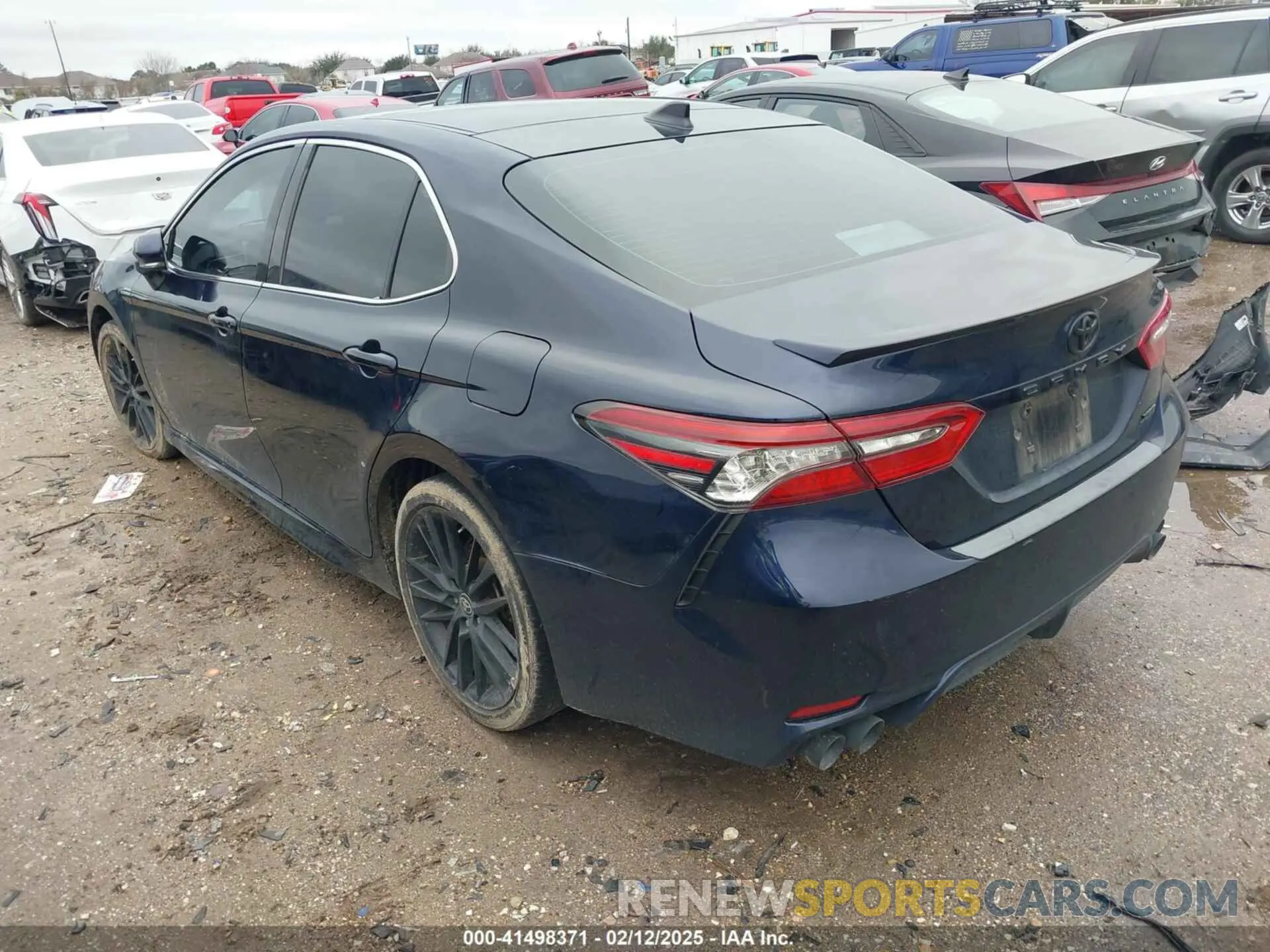 3 Photograph of a damaged car 4T1K61AK3MU604777 TOYOTA CAMRY 2021