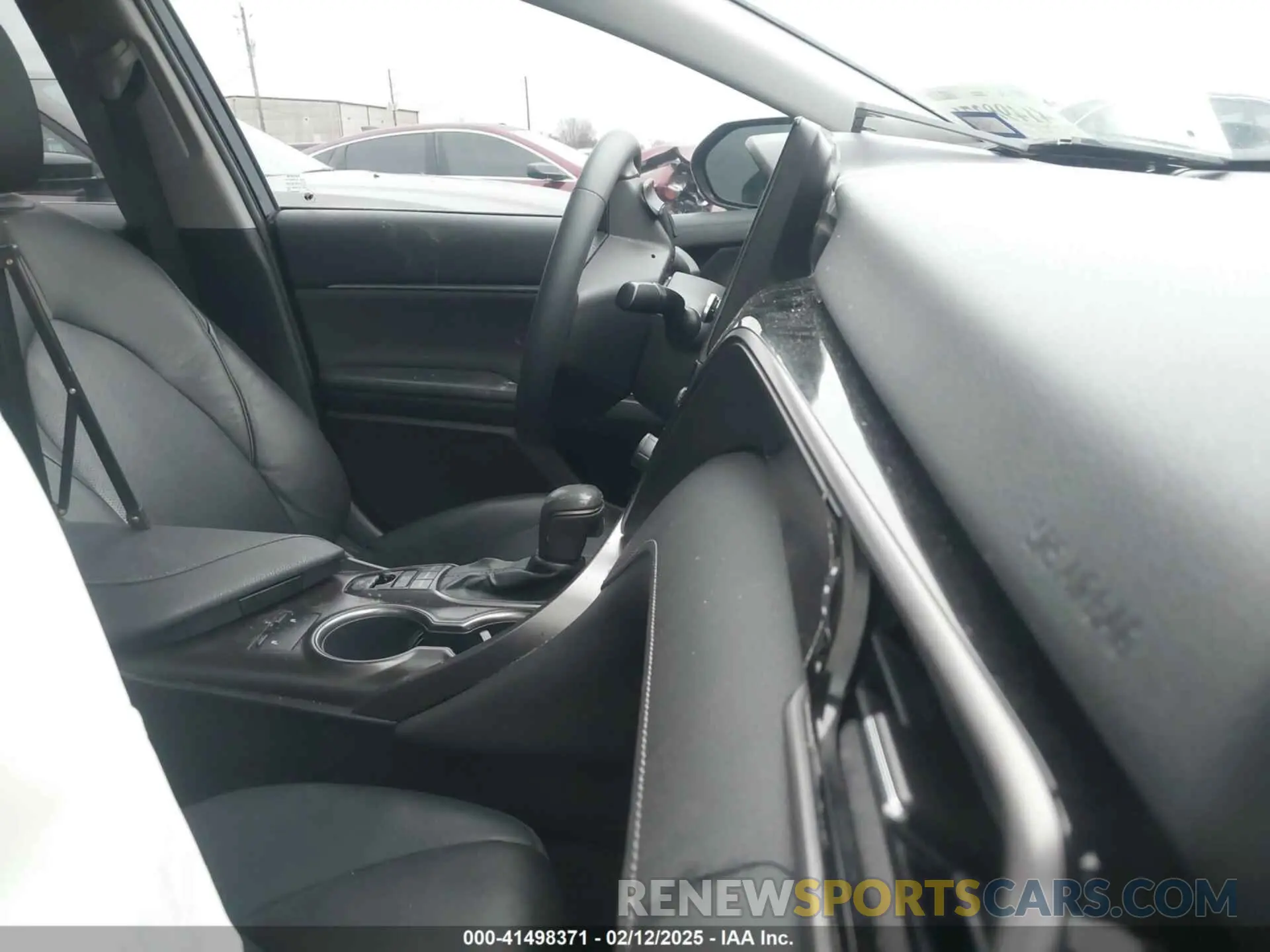 5 Photograph of a damaged car 4T1K61AK3MU604777 TOYOTA CAMRY 2021