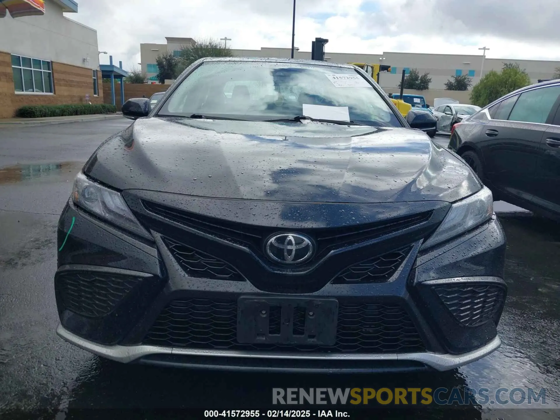 12 Photograph of a damaged car 4T1K61AK3MU614869 TOYOTA CAMRY 2021