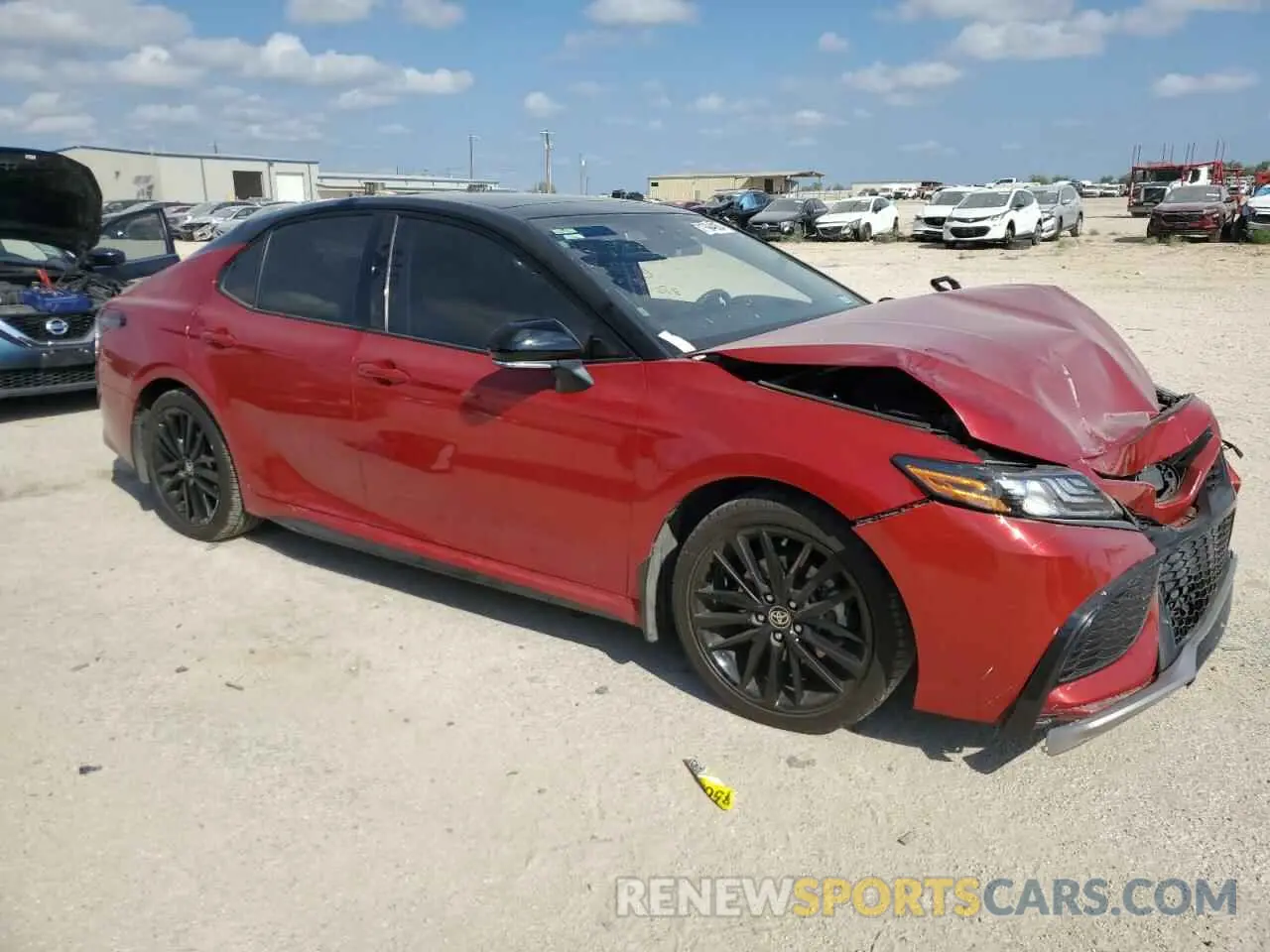 4 Photograph of a damaged car 4T1K61AK4MU405088 TOYOTA CAMRY 2021