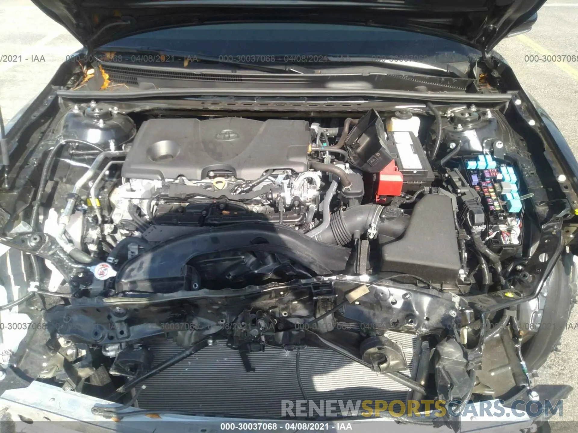 10 Photograph of a damaged car 4T1K61AK4MU415734 TOYOTA CAMRY 2021