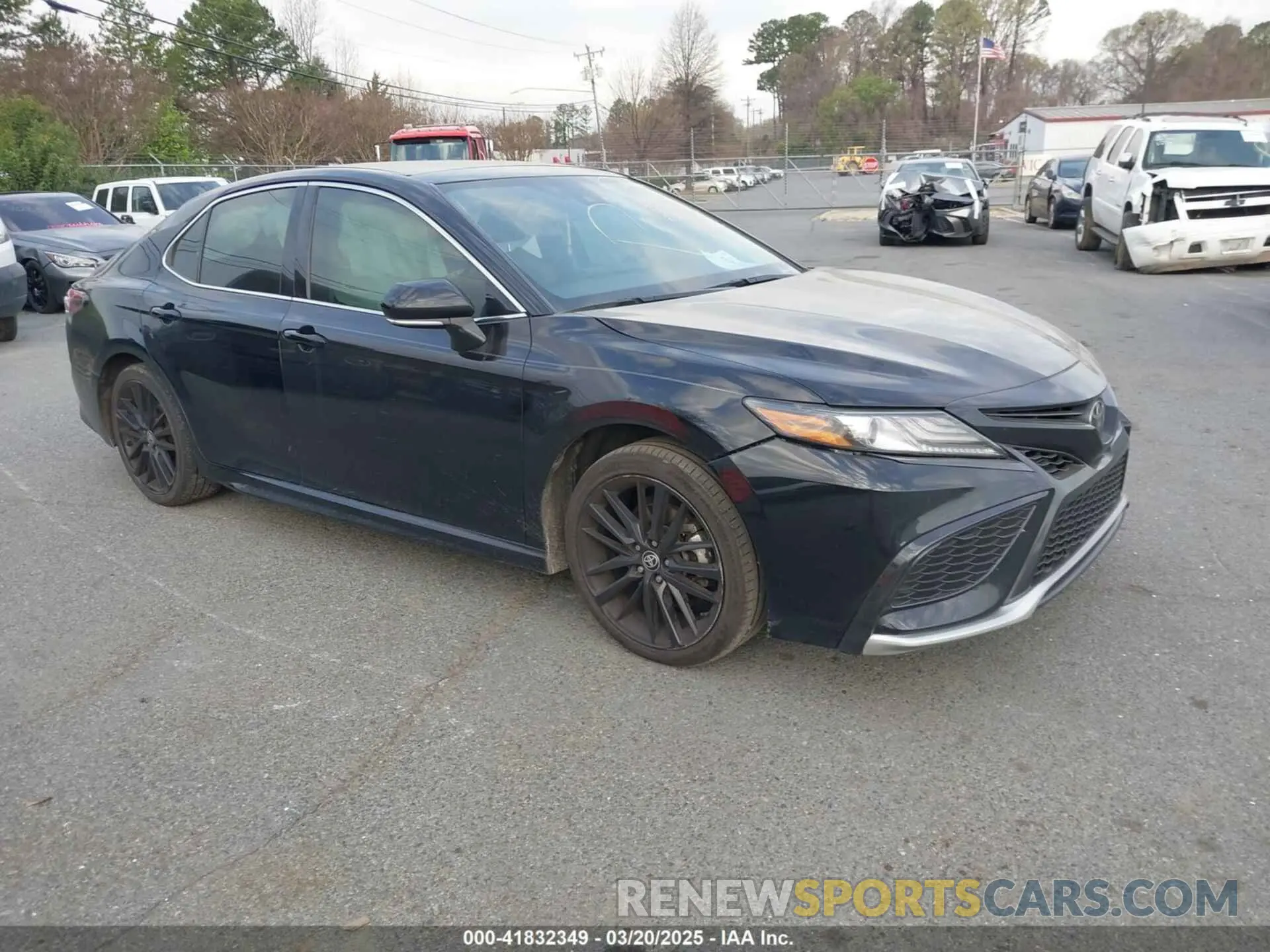 1 Photograph of a damaged car 4T1K61AK4MU418178 TOYOTA CAMRY 2021