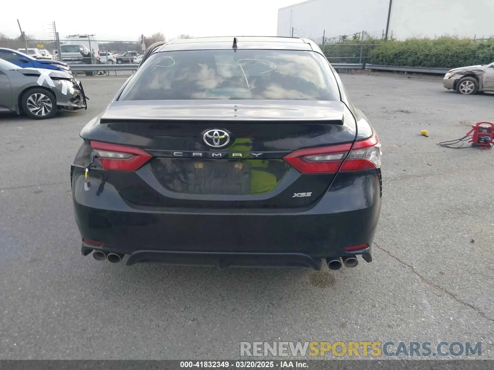 15 Photograph of a damaged car 4T1K61AK4MU418178 TOYOTA CAMRY 2021