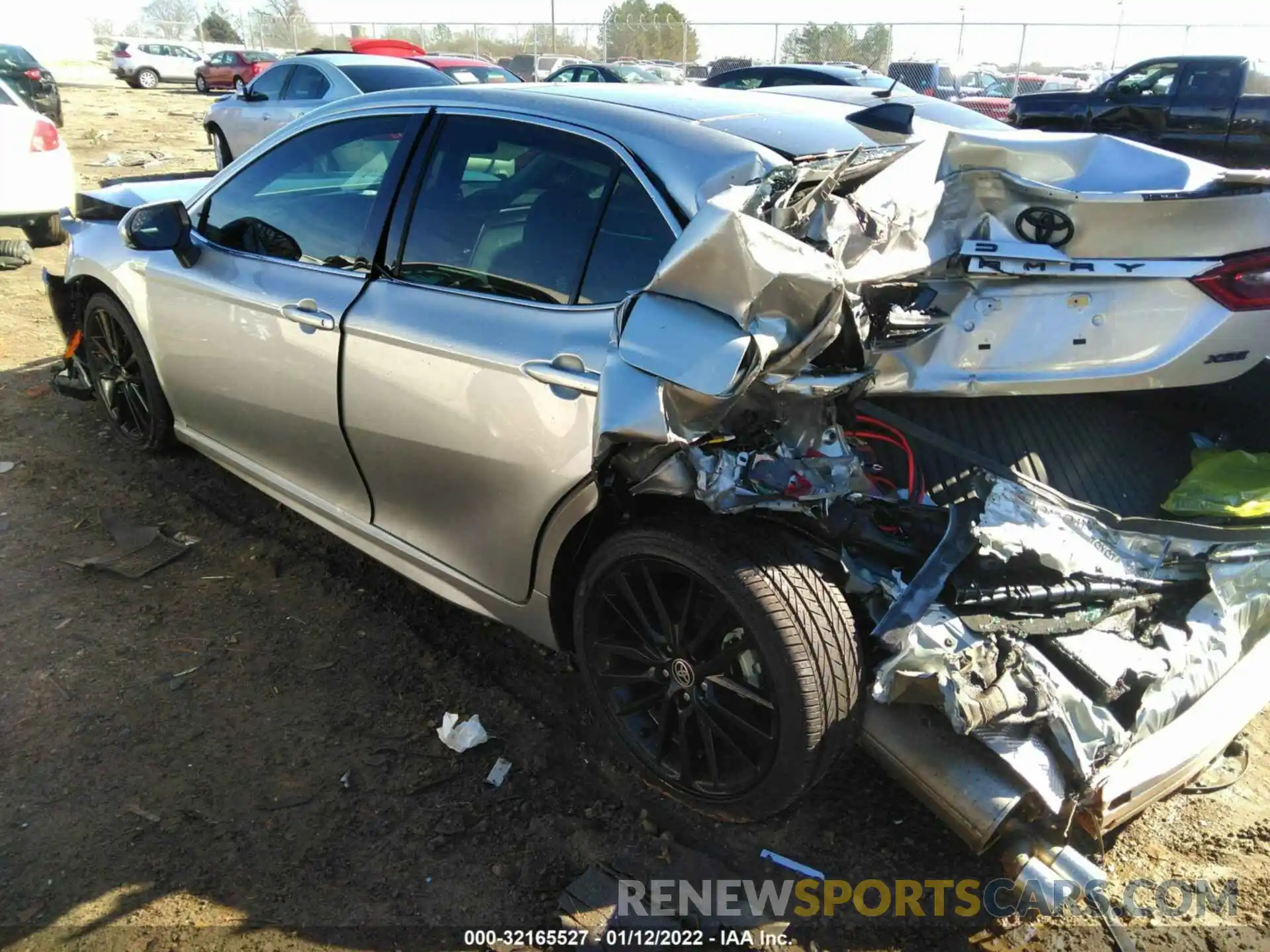 3 Photograph of a damaged car 4T1K61AK4MU419542 TOYOTA CAMRY 2021