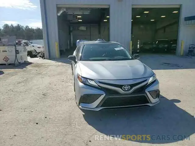 13 Photograph of a damaged car 4T1K61AK4MU433733 TOYOTA CAMRY 2021