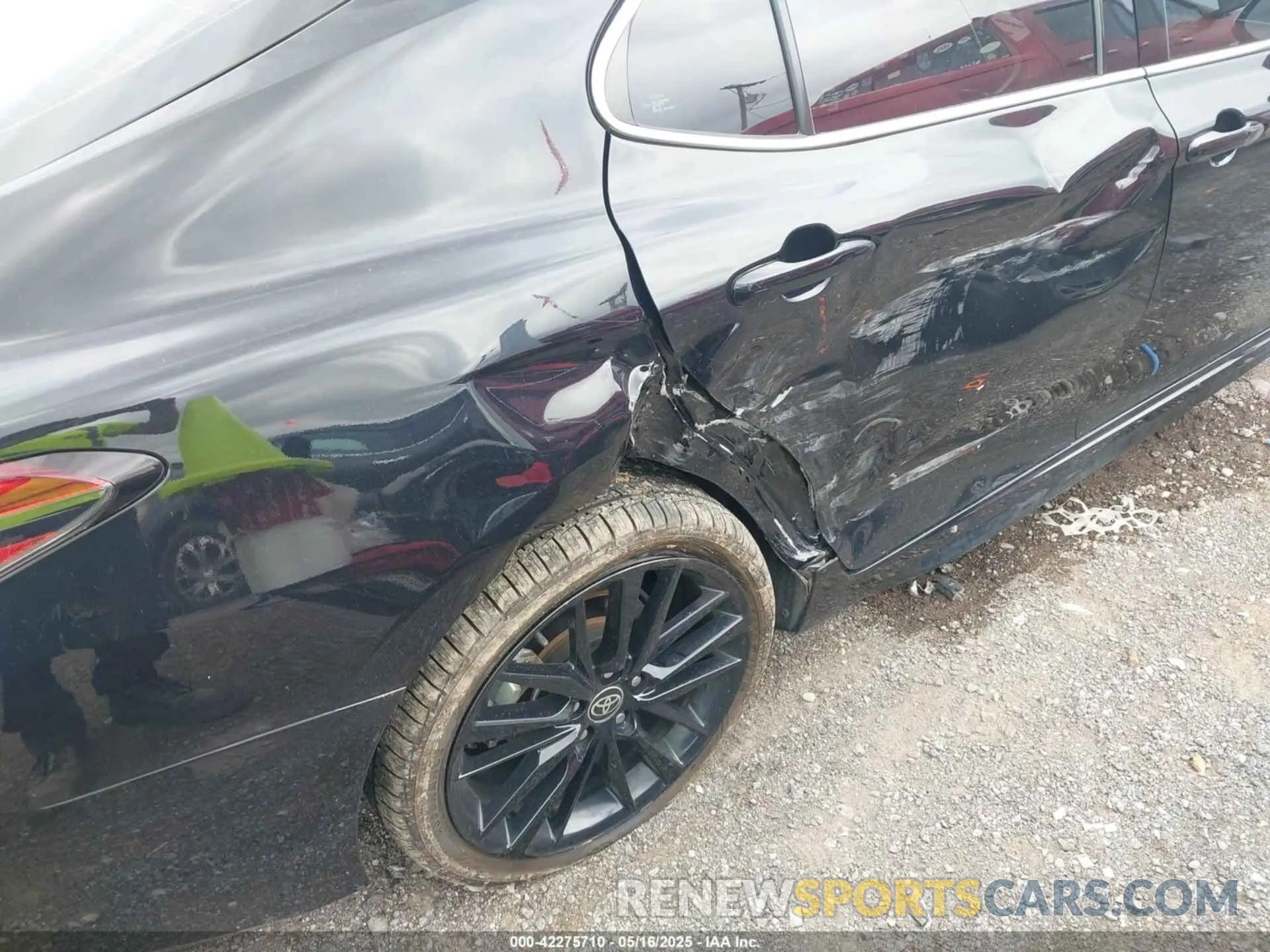 6 Photograph of a damaged car 4T1K61AK4MU468742 TOYOTA CAMRY 2021