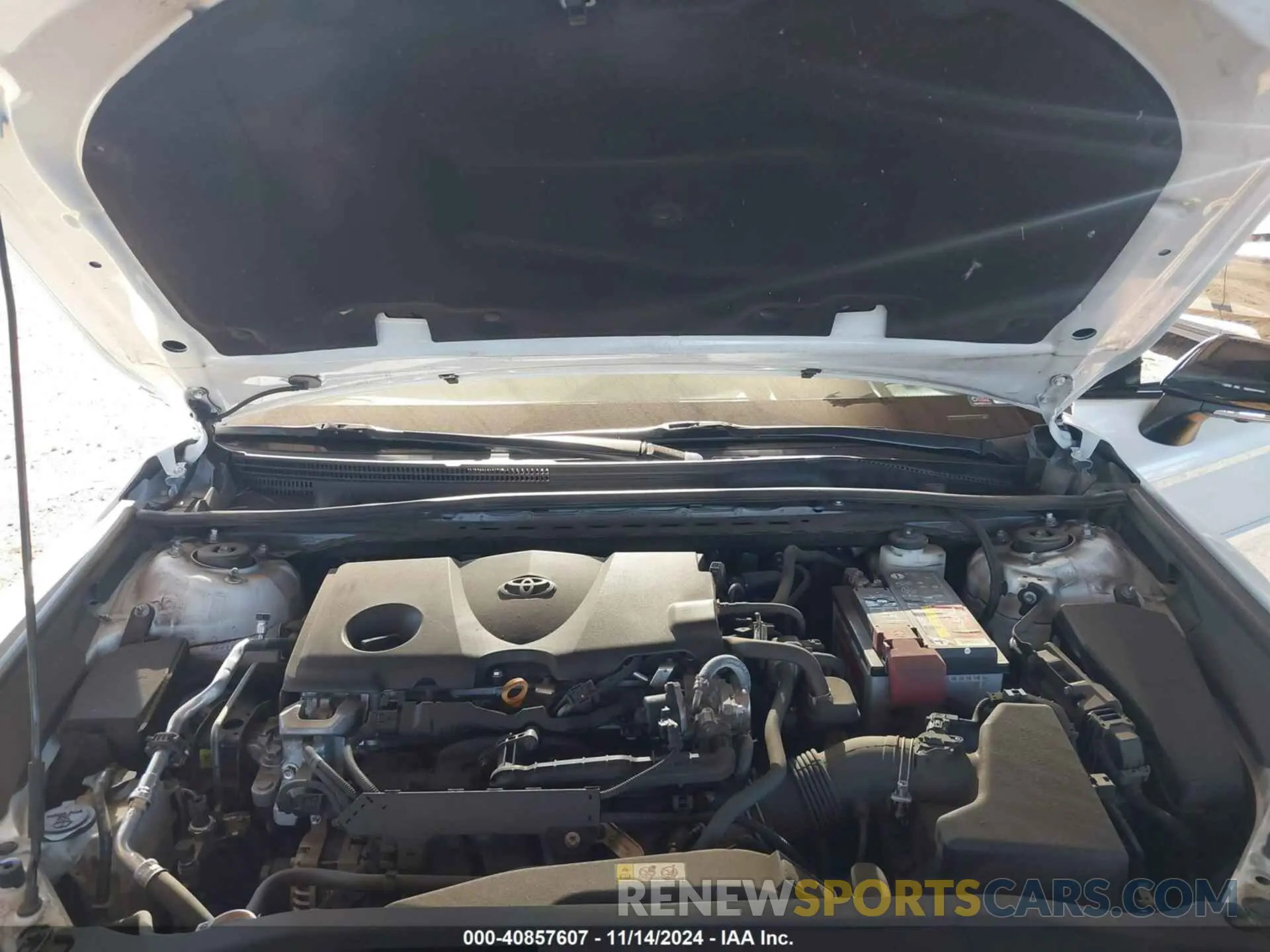 10 Photograph of a damaged car 4T1K61AK4MU474413 TOYOTA CAMRY 2021