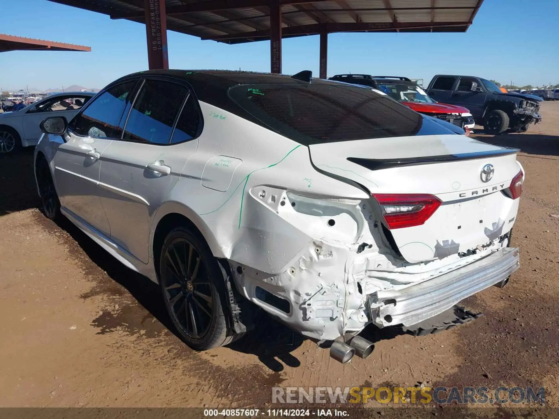 3 Photograph of a damaged car 4T1K61AK4MU474413 TOYOTA CAMRY 2021