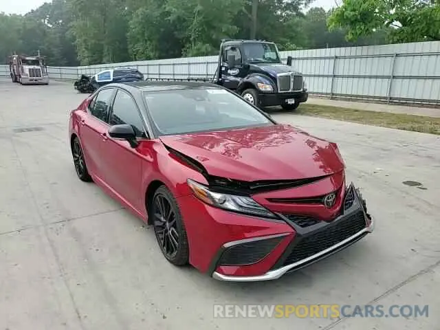 13 Photograph of a damaged car 4T1K61AK4MU495780 TOYOTA CAMRY 2021