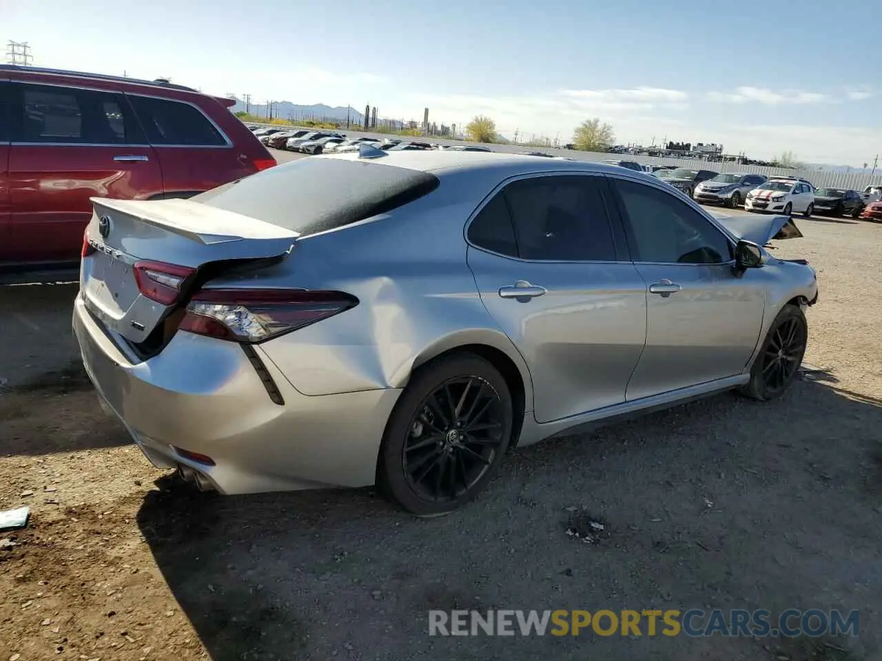 3 Photograph of a damaged car 4T1K61AK4MU526509 TOYOTA CAMRY 2021