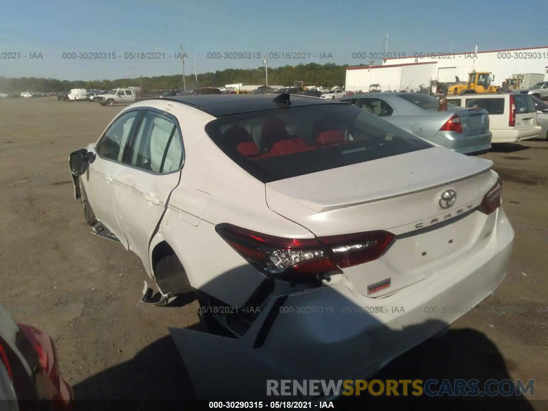 3 Photograph of a damaged car 4T1K61AK4MU560238 TOYOTA CAMRY 2021