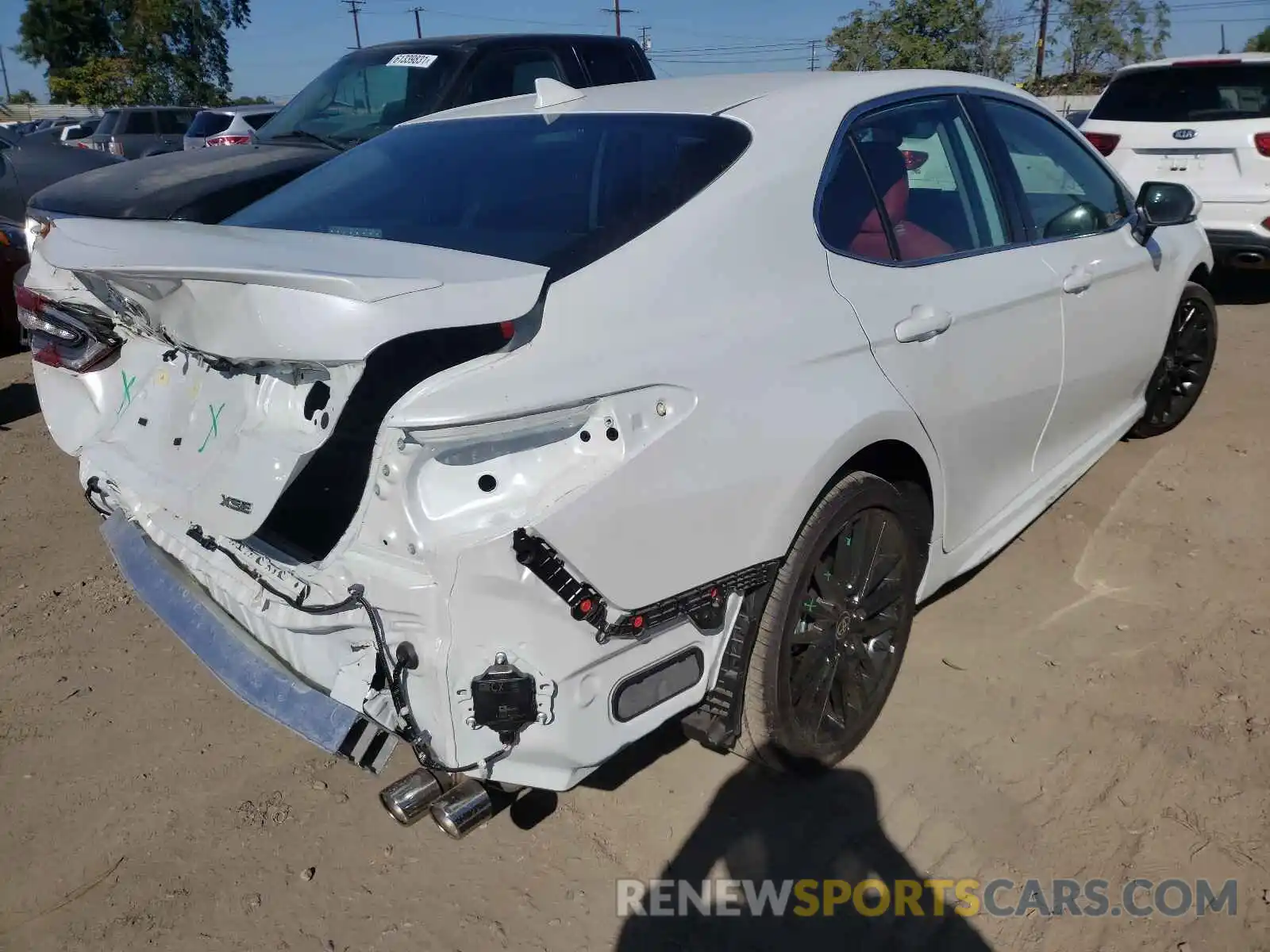 4 Photograph of a damaged car 4T1K61AK4MU601919 TOYOTA CAMRY 2021