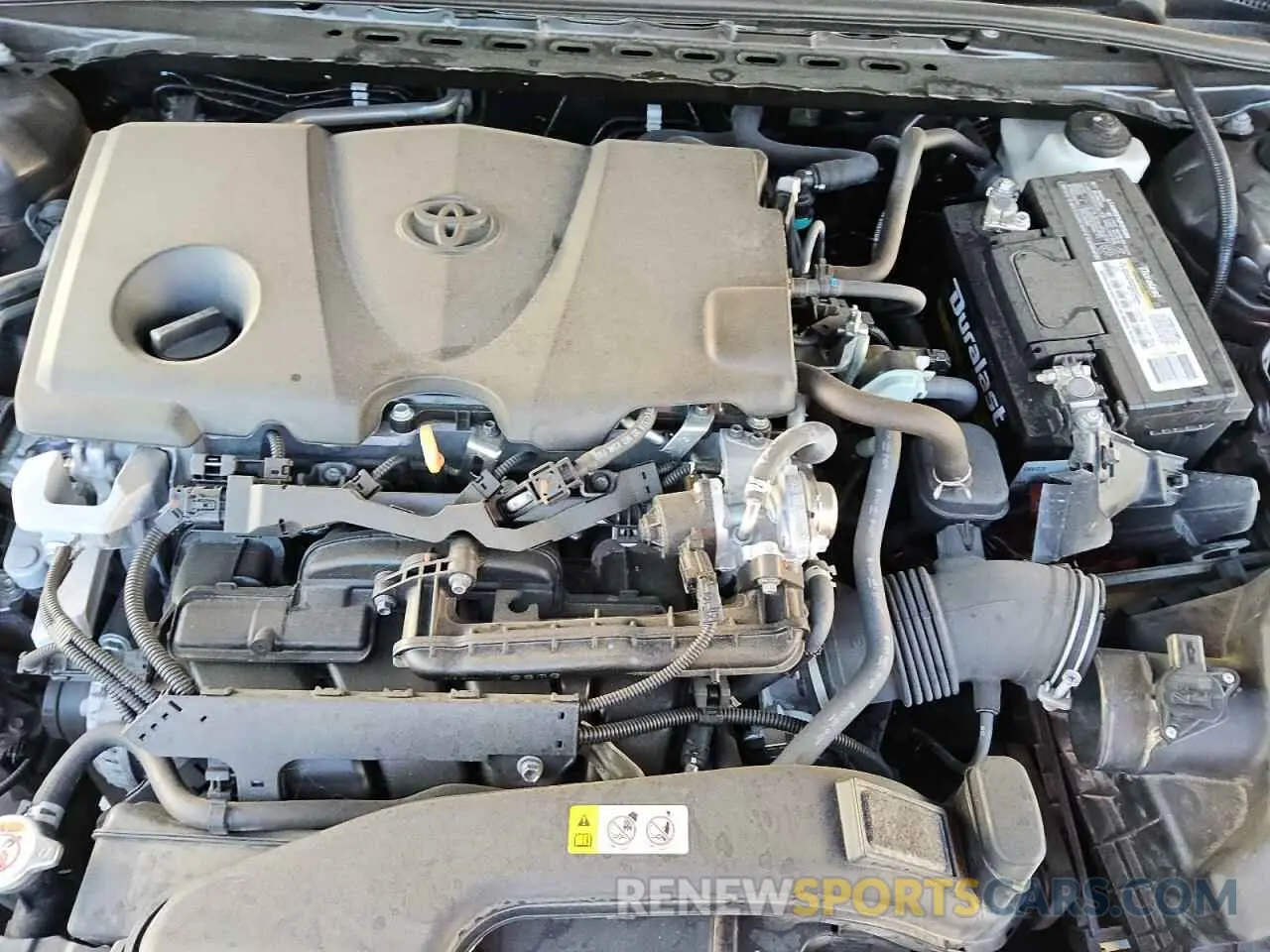 11 Photograph of a damaged car 4T1K61AK4MU605985 TOYOTA CAMRY 2021