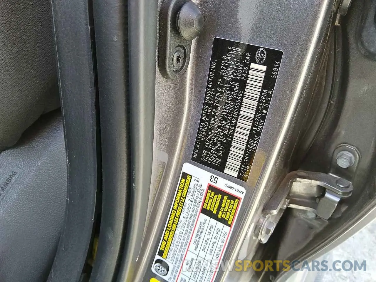 12 Photograph of a damaged car 4T1K61AK4MU605985 TOYOTA CAMRY 2021