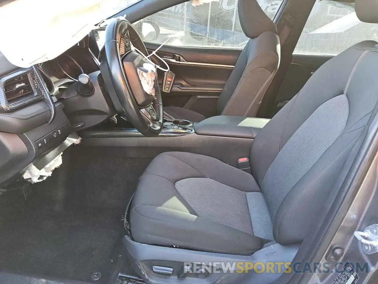 7 Photograph of a damaged car 4T1K61AK4MU605985 TOYOTA CAMRY 2021