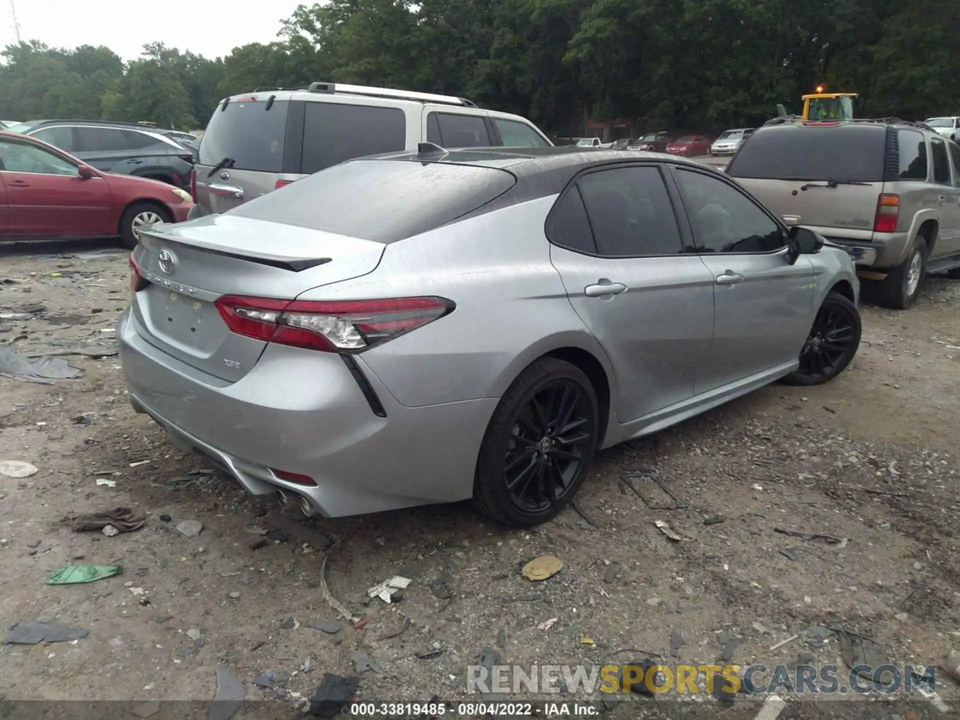 4 Photograph of a damaged car 4T1K61AK5MU422756 TOYOTA CAMRY 2021