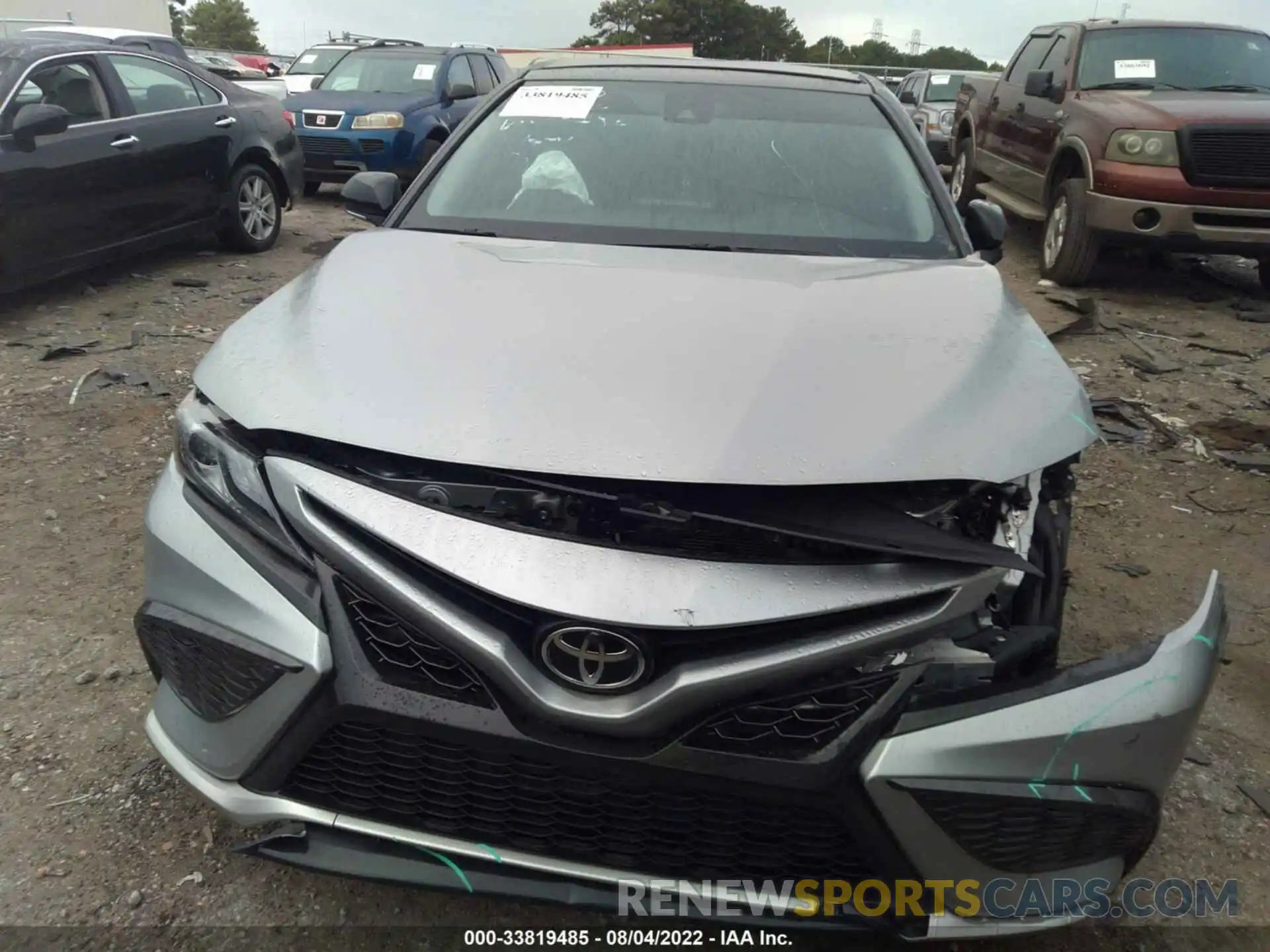 6 Photograph of a damaged car 4T1K61AK5MU422756 TOYOTA CAMRY 2021