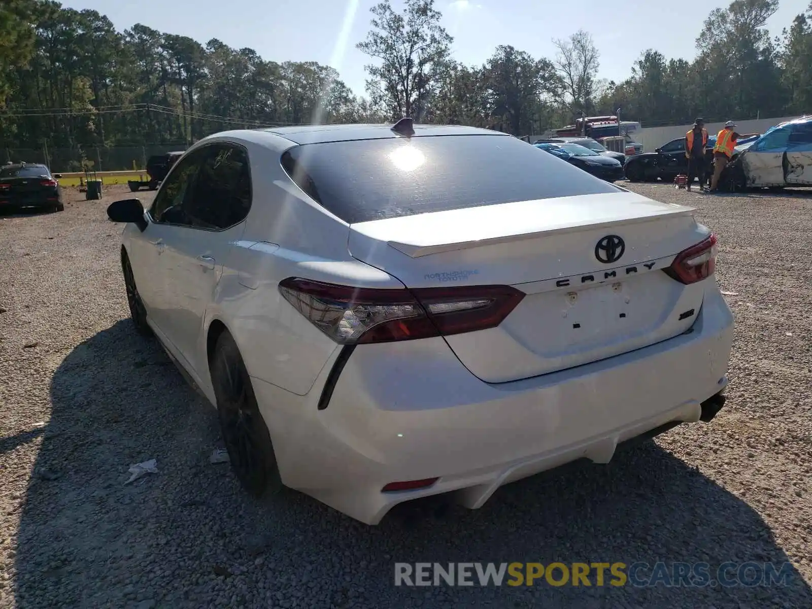 3 Photograph of a damaged car 4T1K61AK5MU425740 TOYOTA CAMRY 2021