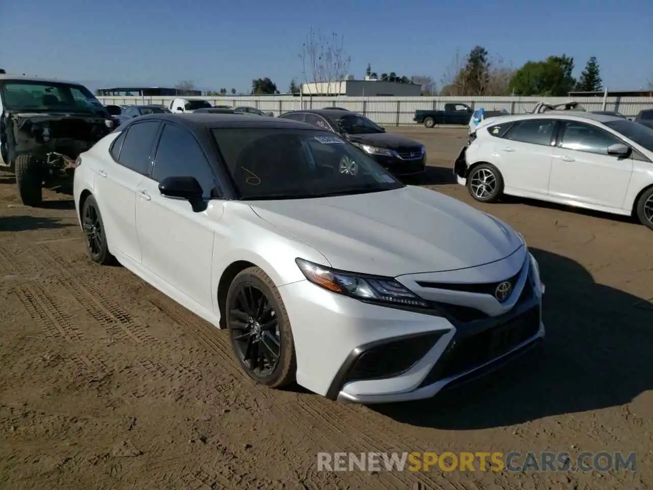 1 Photograph of a damaged car 4T1K61AK5MU426290 TOYOTA CAMRY 2021