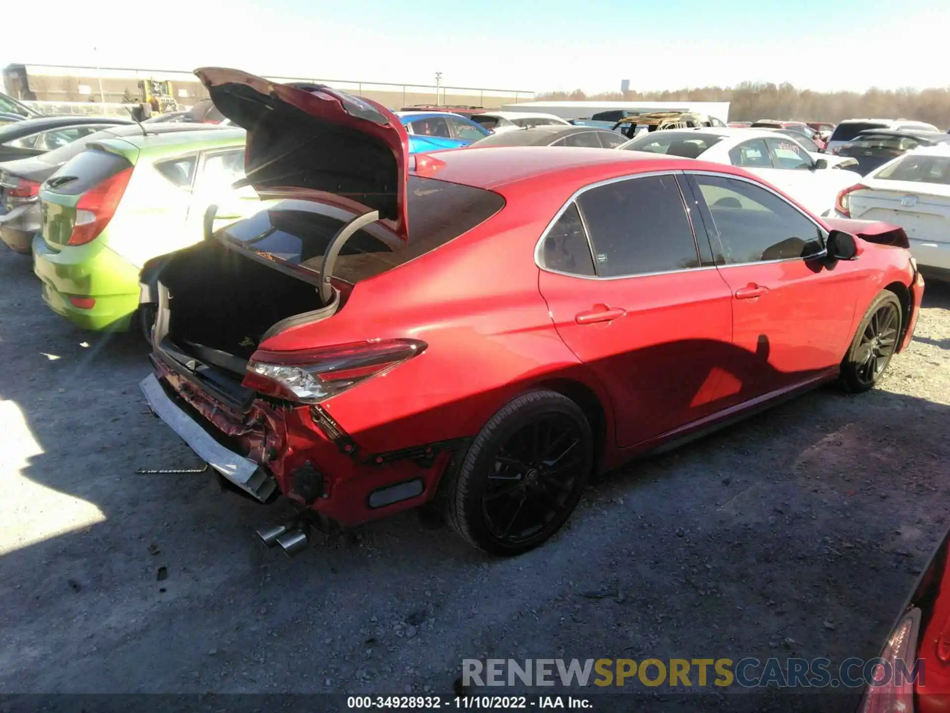 4 Photograph of a damaged car 4T1K61AK5MU490376 TOYOTA CAMRY 2021