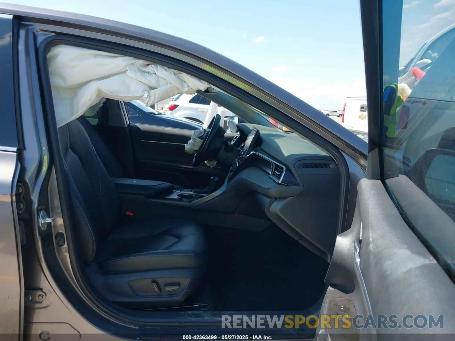 5 Photograph of a damaged car 4T1K61AK5MU494394 TOYOTA CAMRY 2021