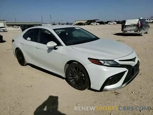 10 Photograph of a damaged car 4T1K61AK5MU496310 TOYOTA CAMRY 2021