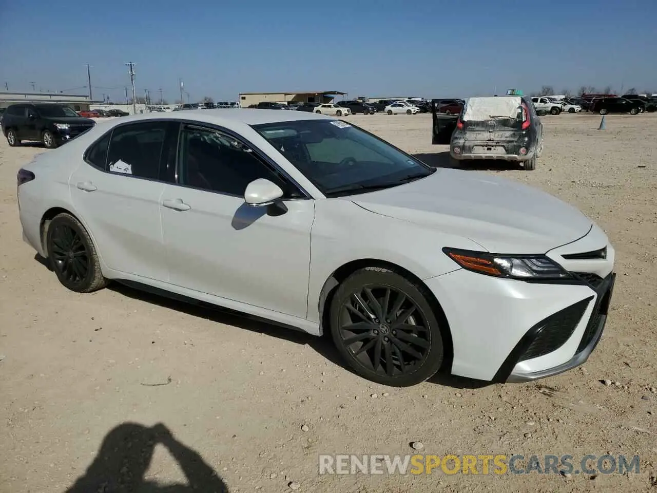 4 Photograph of a damaged car 4T1K61AK5MU496310 TOYOTA CAMRY 2021