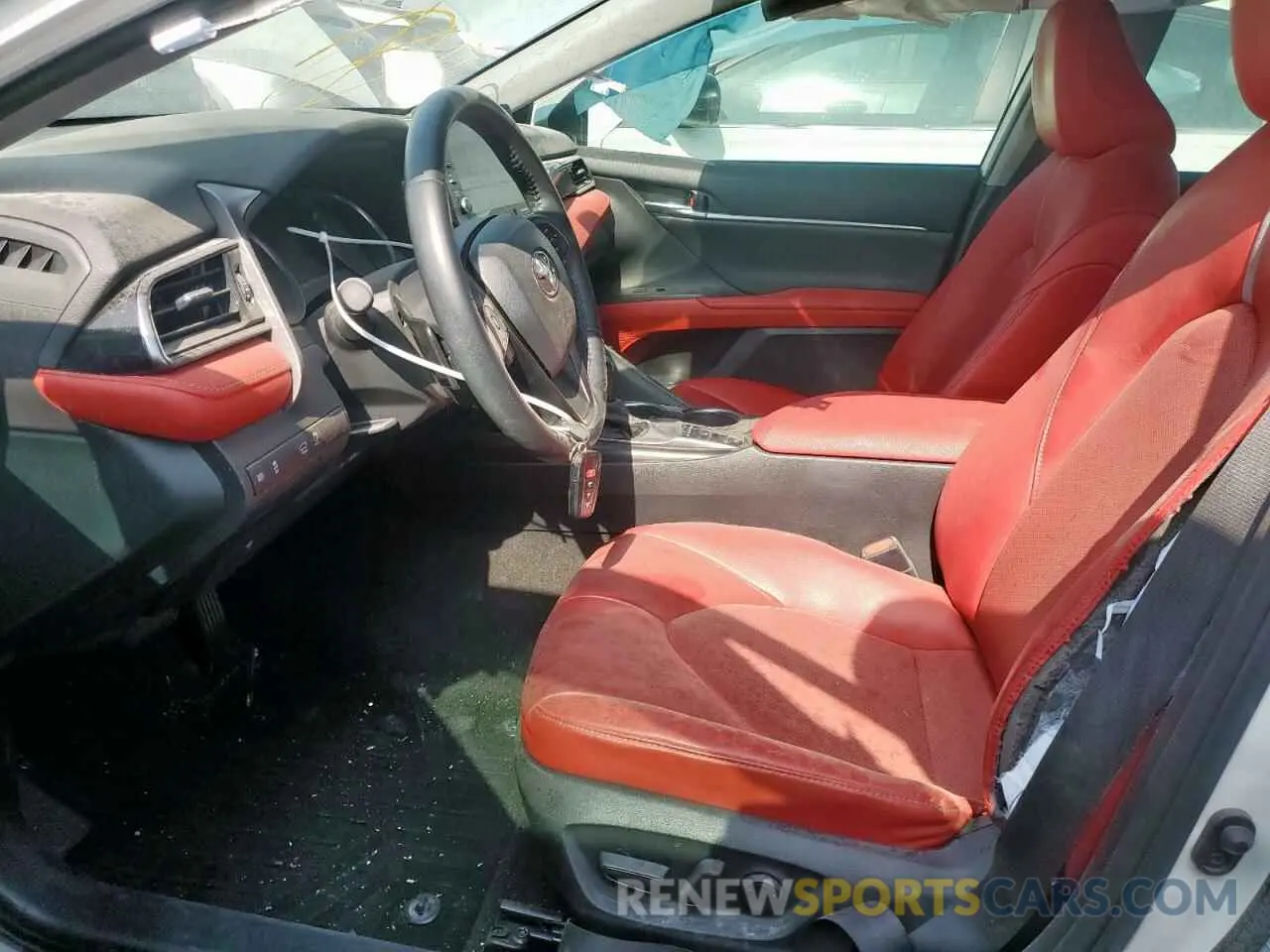 7 Photograph of a damaged car 4T1K61AK5MU496310 TOYOTA CAMRY 2021