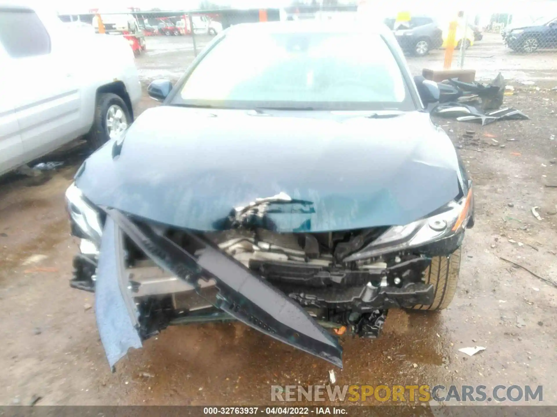 6 Photograph of a damaged car 4T1K61AK5MU528818 TOYOTA CAMRY 2021