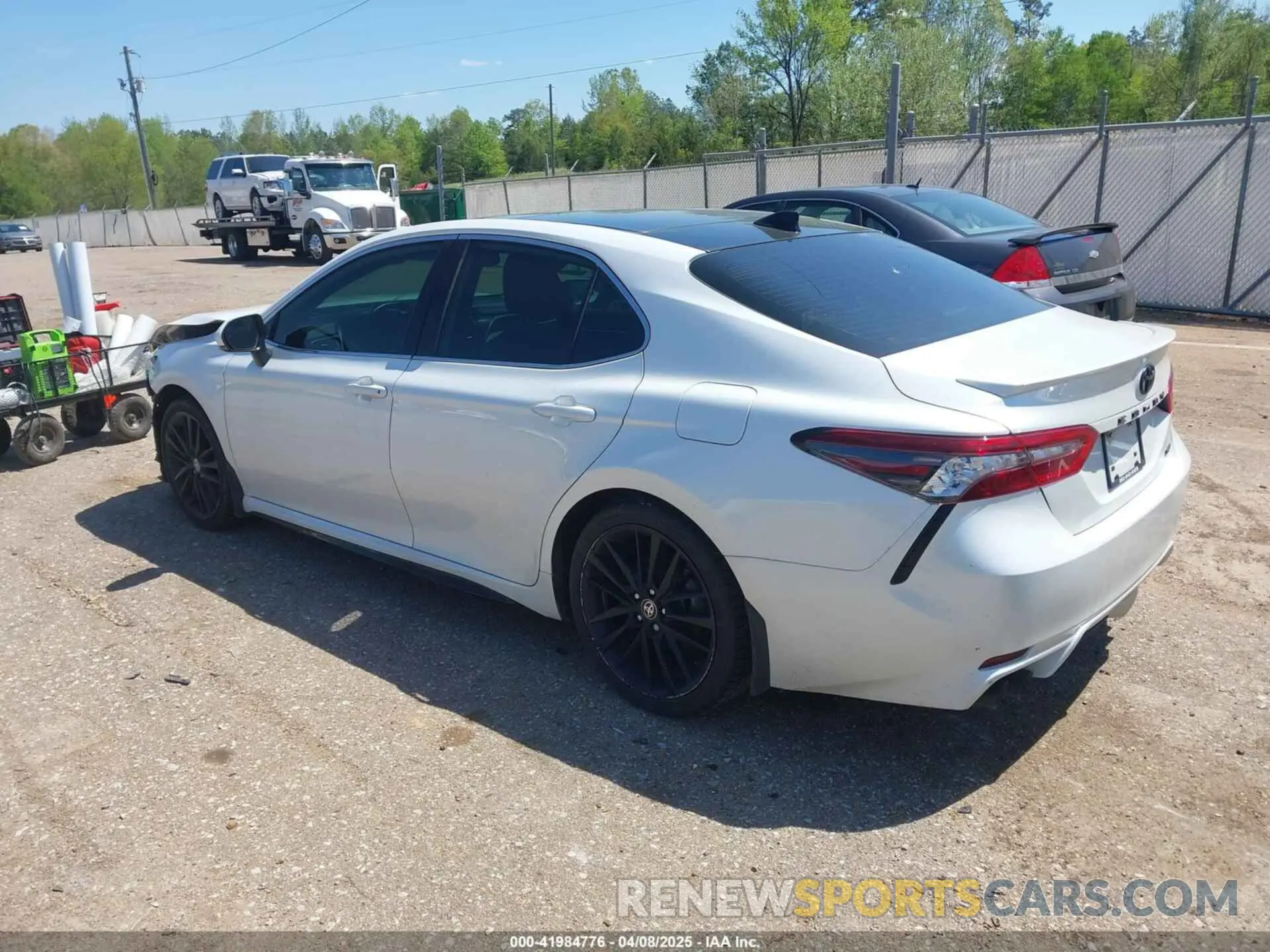 3 Photograph of a damaged car 4T1K61AK5MU530973 TOYOTA CAMRY 2021