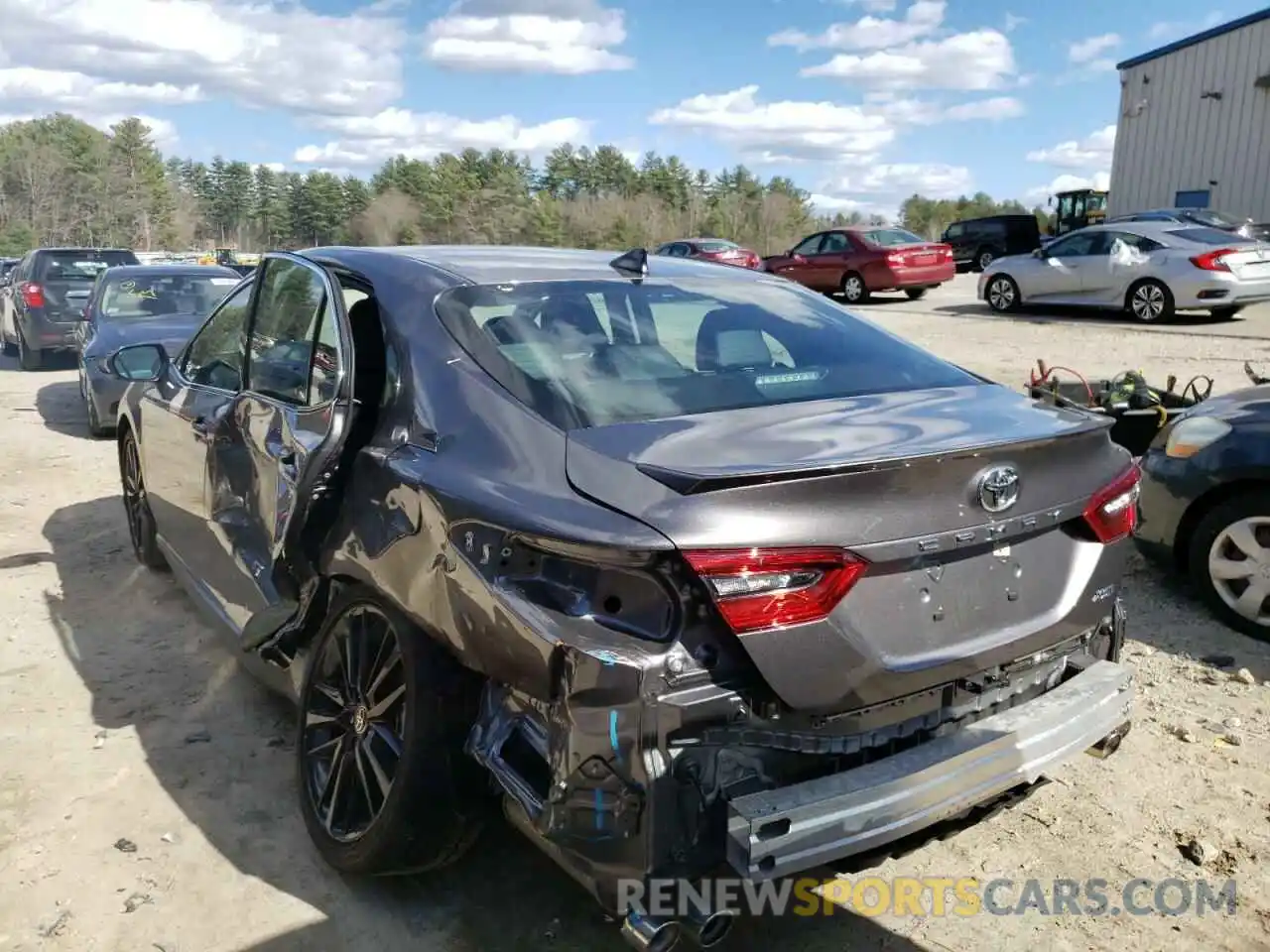 3 Photograph of a damaged car 4T1K61AK5MU603498 TOYOTA CAMRY 2021