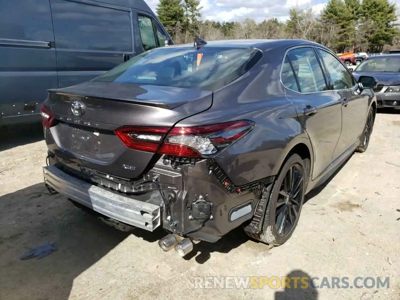 4 Photograph of a damaged car 4T1K61AK5MU603498 TOYOTA CAMRY 2021