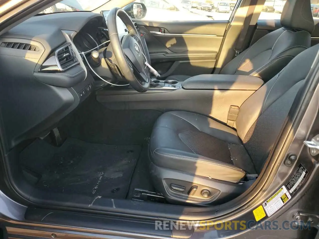 7 Photograph of a damaged car 4T1K61AK5MU603517 TOYOTA CAMRY 2021