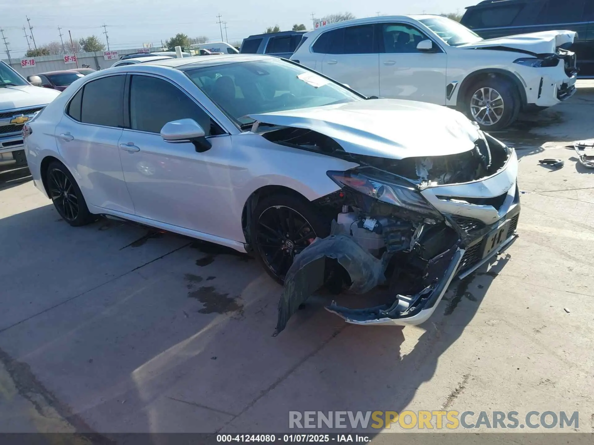 1 Photograph of a damaged car 4T1K61AK6MU406159 TOYOTA CAMRY 2021