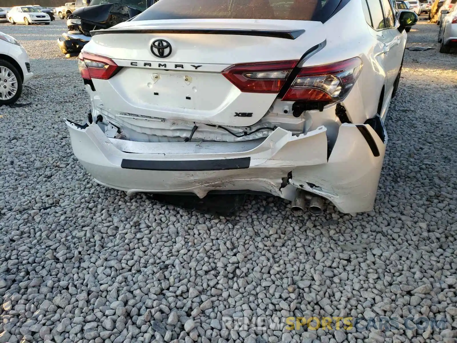 9 Photograph of a damaged car 4T1K61AK6MU409644 TOYOTA CAMRY 2021