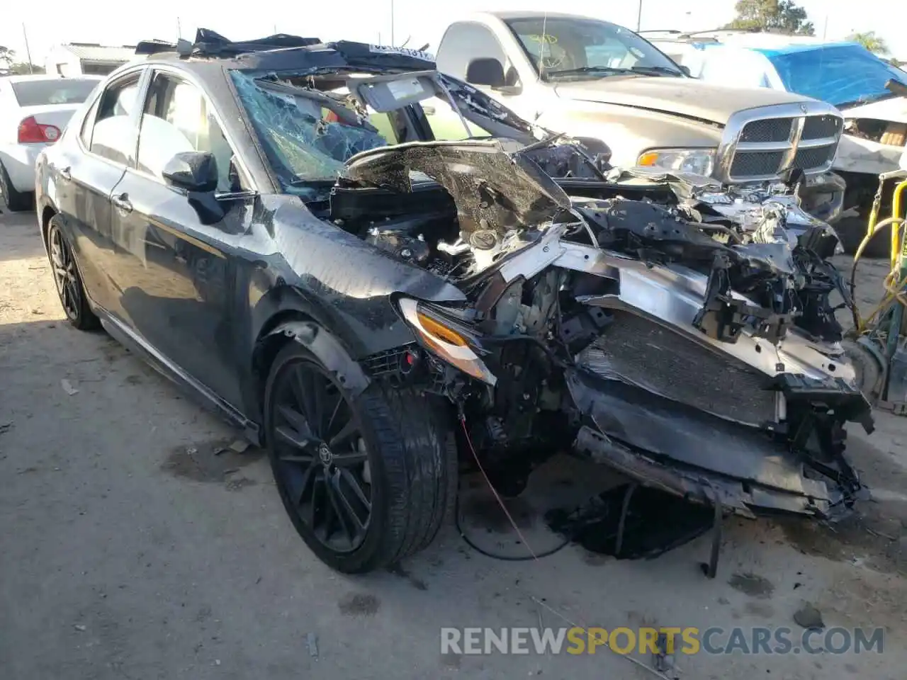 1 Photograph of a damaged car 4T1K61AK6MU418506 TOYOTA CAMRY 2021