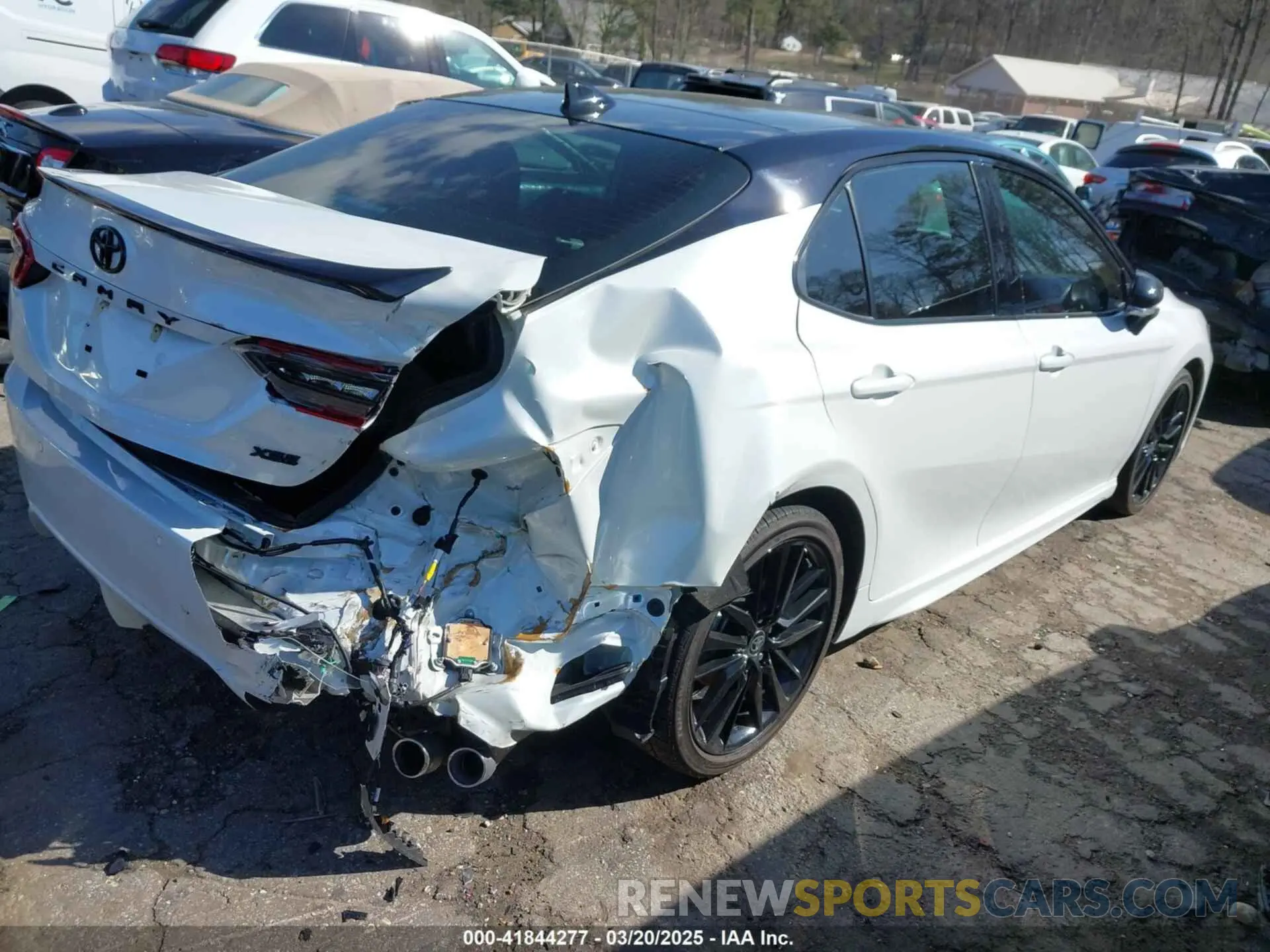 4 Photograph of a damaged car 4T1K61AK6MU474266 TOYOTA CAMRY 2021