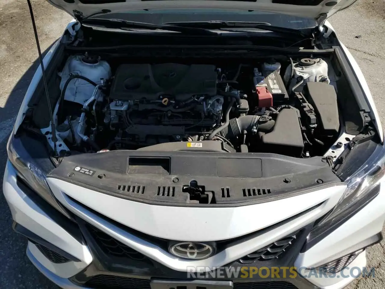 13 Photograph of a damaged car 4T1K61AK6MU485333 TOYOTA CAMRY 2021