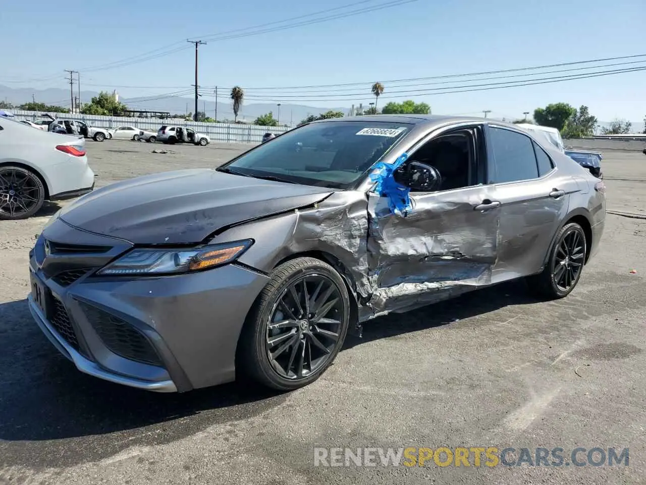 1 Photograph of a damaged car 4T1K61AK6MU519948 TOYOTA CAMRY 2021